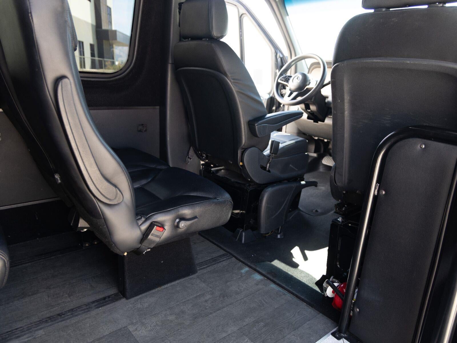 2019 Mercedes-Benz Sprinter Cab Chassis Standard Roof V6