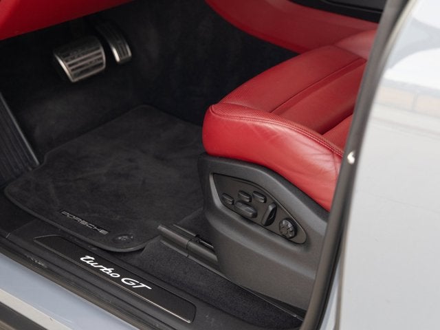 2023 Porsche Cayenne Turbo GT