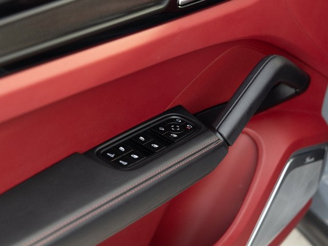 2023 Porsche Cayenne Turbo GT