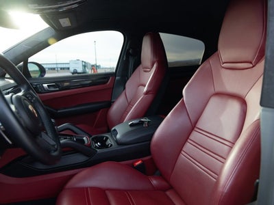 2023 Porsche Cayenne Turbo GT