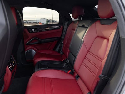 2023 Porsche Cayenne Turbo GT