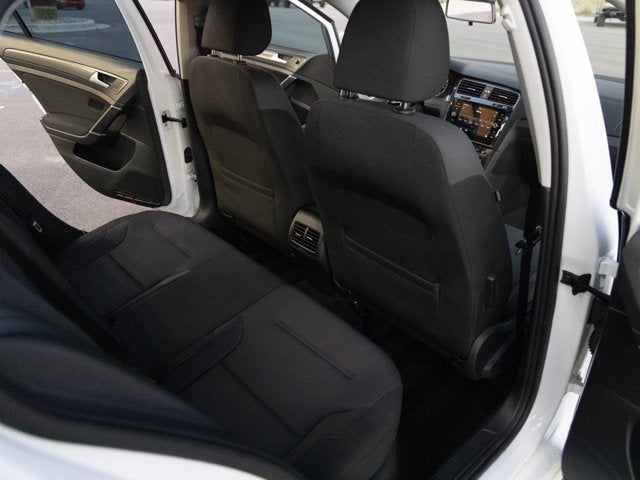 2018 Volkswagen e-Golf SE