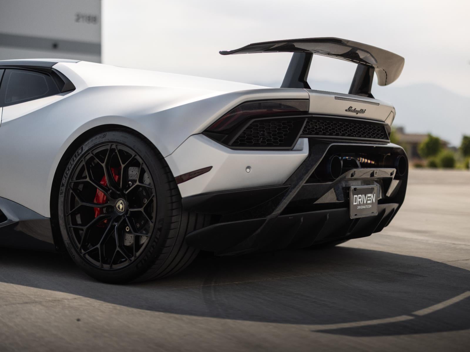 2018 Lamborghini Huracan LP 640-4 Performante