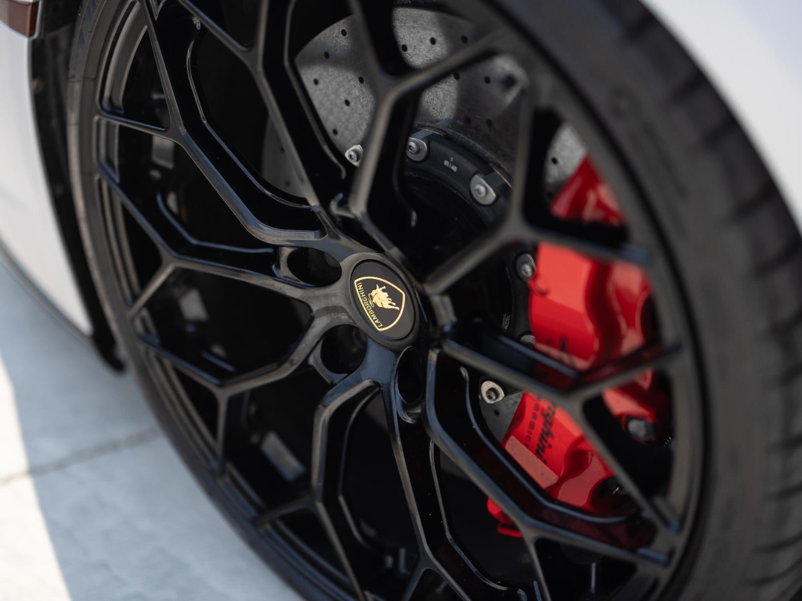 2018 Lamborghini Huracan LP 640-4 Performante