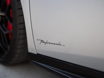 2018 Lamborghini Huracan LP 640-4 Performante