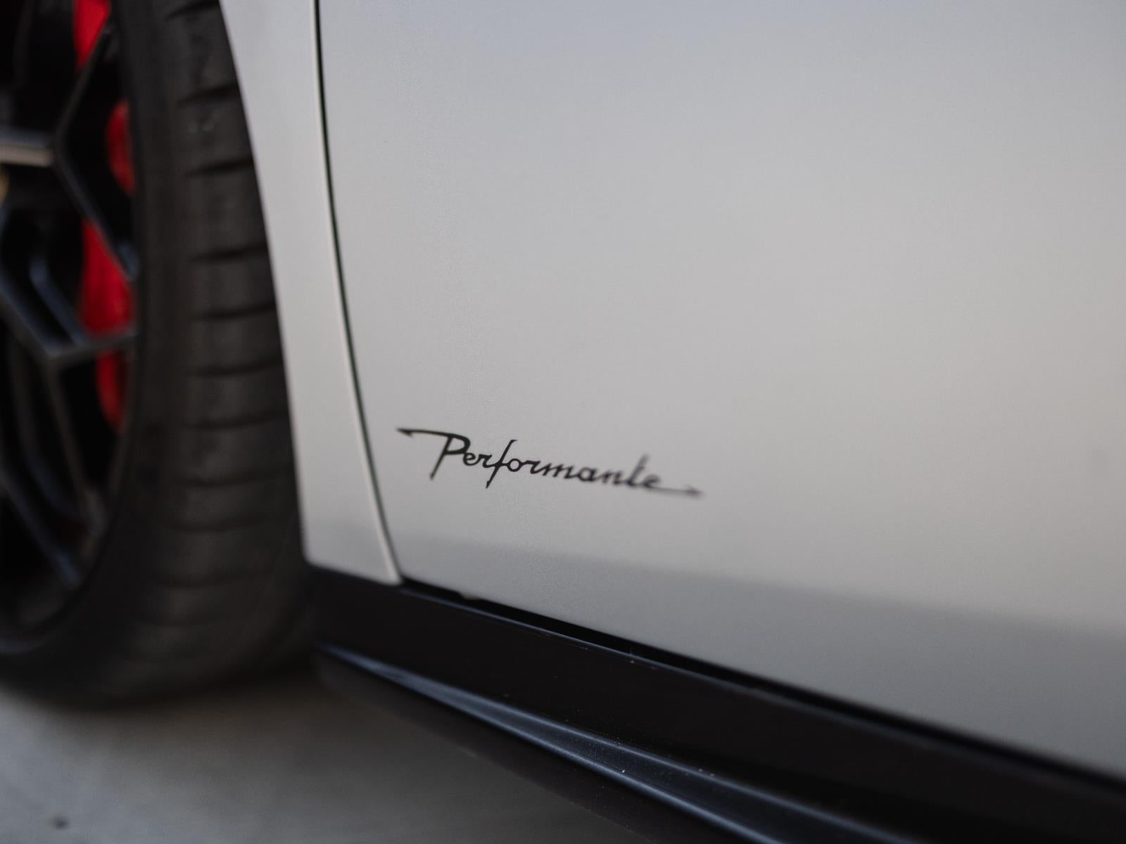 2018 Lamborghini Huracan LP 640-4 Performante