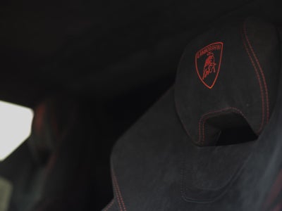 2018 Lamborghini Huracan LP 640-4 Performante