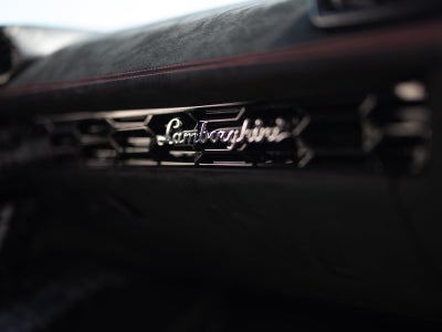 2018 Lamborghini Huracan LP 640-4 Performante