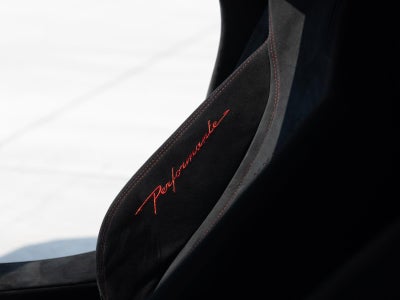 2018 Lamborghini Huracan LP 640-4 Performante