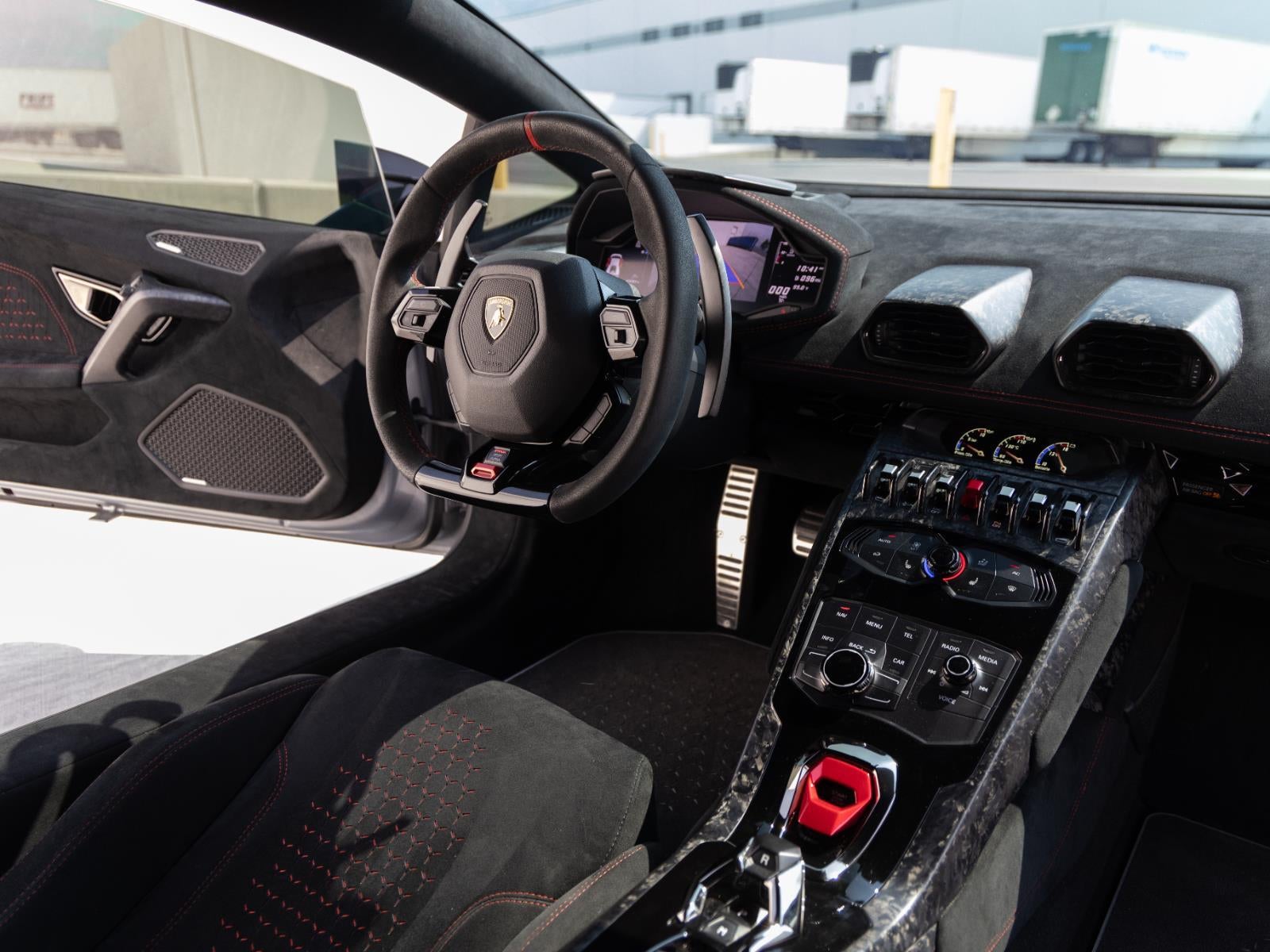 2018 Lamborghini Huracan LP 640-4 Performante